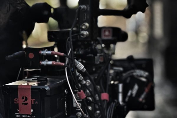 Horacio Colomé. Serie Frauds. ITV. Personaje Miguel